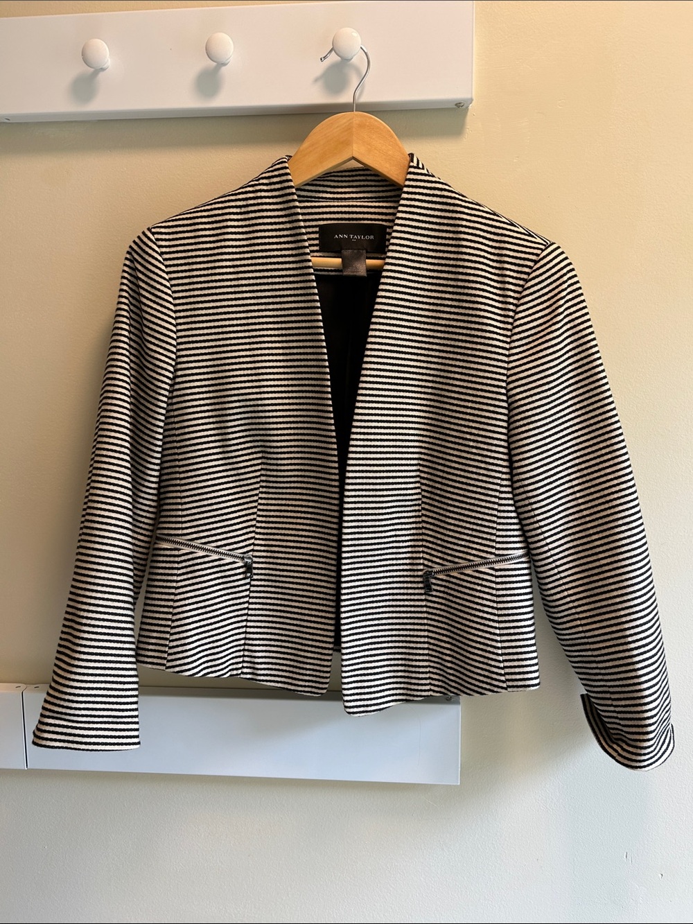 Ann Taylor Black and White Striped Open-Front Jacket